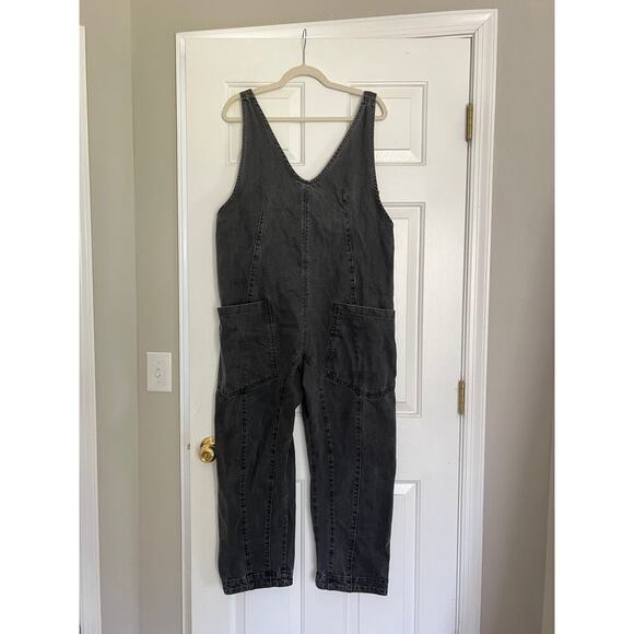 Free People High Roller Black Barrel Leg Carpenter Oversized Overalls - Picture 5 of 10
